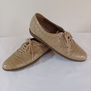 Easy Spirit Lace Up Snakeskin Loafers